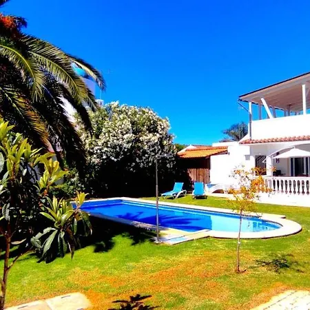Villa Ola *